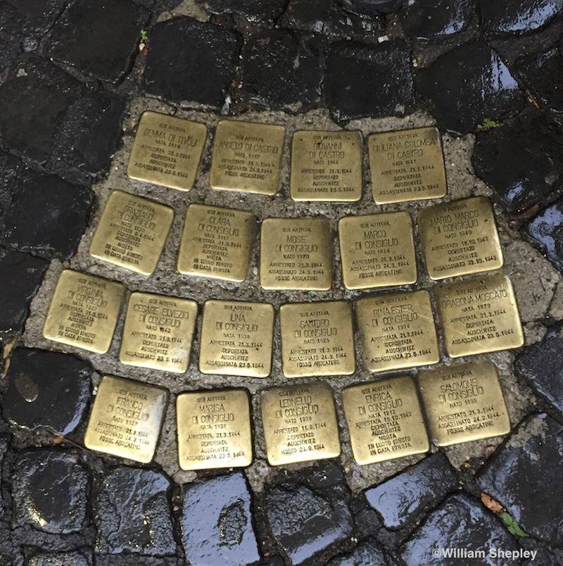 Holocaust_gold_b